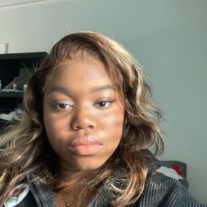 Meet your Posher, Ibukun